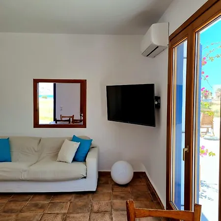 Season Lovely Seafront Holiday home